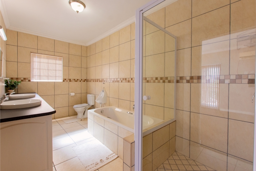 4 Bedroom Property for Sale in Port Owen Western Cape